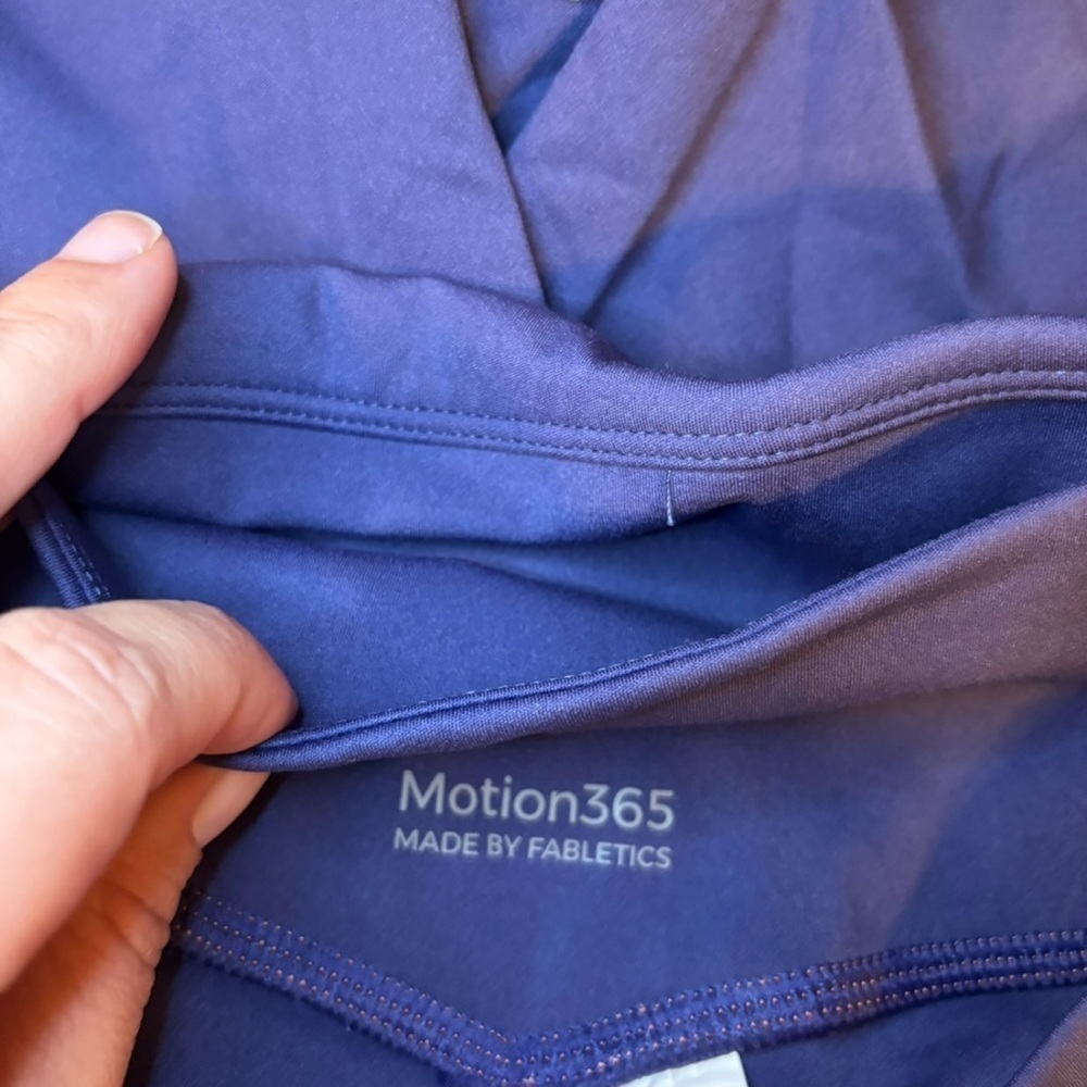 NWT XL Fabletics Motion365 High-Waisted 7/8 Leggings Purple Pastel Pink Green - Picture 9 of 9